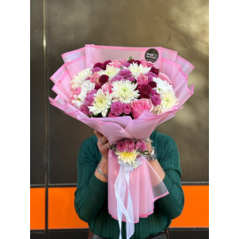 RENKLİ GÜLLÜ MEVSİM BUKETİ